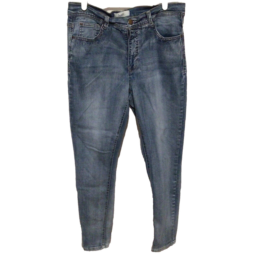 Angels Forever Young Women’s Jeans Size 12 Lightly Bleached Blue Wash Casual